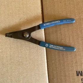 67-923 Armstrong Straight 0.038 Inch Retaining Snap Ring Pliers External 6-1/8 Used
