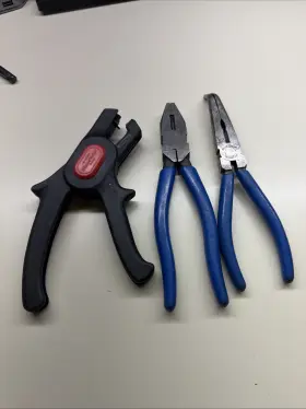 48bpp Blue Point Blue-point Tools Pliers Lot Of 3 Bent Needle Nose Lineman And Wire Strippers T8