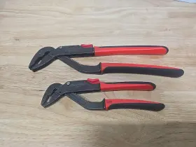 Ap7-ap12 Blue Point Blue-point Tools Ap7 And Ap12 7 Inch 12 Adjustable Joint Pliers Red/black Snap-on
