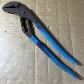Channellock 025582301932 460 16.5 Inch Tongue And Groove Pliers Large Straight Jaw Made In Usa
