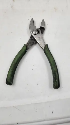 Cp-3275ng Cornwell Tools 8 Inch Slip Joint Pliers Green