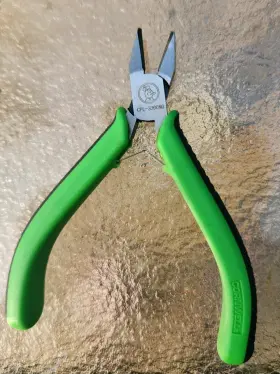 Cpl-3390ng Cornwell Tools 4 Inch Narrow Nose Diagonal Pliers Green