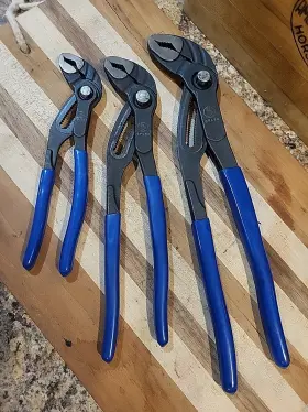 Cpl61 Cornwell Tools 3 Pc. 7 Inch 10 &12 Cobra Locking Adjustable Pliers. Euc