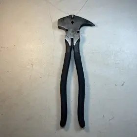 45325 Craftsman Tools - 10.5 Inch Long Fencing Pliers With Hammer Part# Usa