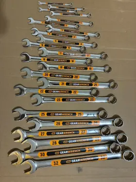 Gearwrench 81916h 23 Pc 12 Point Metric Hi-viz Long Pattern Combination Wrench Set