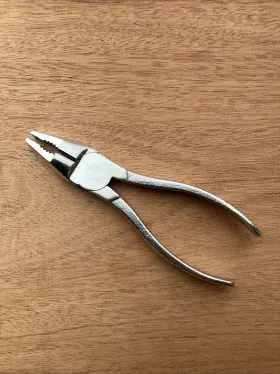 71111103092 Heyco Chrome Combination Pliers
