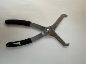 Srp-00 In Sink Erator Ring King Snap Pliers