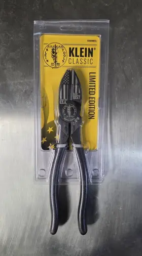 D20009necl Klein Tools Limited Edition Classic