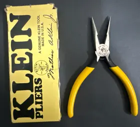 D203-5c Klein Tools Nos Vintage Needle Nose Pliers 5-1/2 Inch Original Box