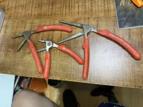 K221a-81 Mac Tools K221a-5/k221a-8/k221a-81 Set Of 3 Pistol Grip Needle Nose Pliers #s K221a-8 And K221a-5