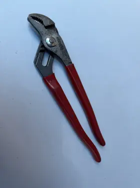 Mac Tools M410c 8 Inch Red Tongue And Groove Curved Jaw Adjustable Pliers