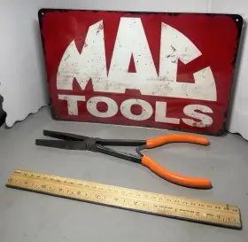 P3017350 Mac Tools Pliers