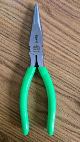P301822g Mac Tools 8 Inch Needle Nose Pliers With Neon Green Grips