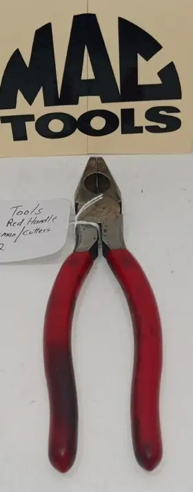 P301832 Mac Tools 7 Inch Long Linemans Plier Red Handle Used