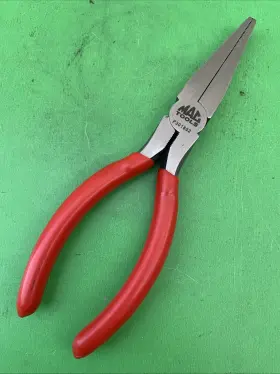 P301852 Mac Tools Red Soft Grip 6-1/2 Inch Long Duck Bill Needle Nose Pliers Mpn P301852 Mac Tools Red Soft Grip 6-1/2 Inch Long Duck Bill Needle Nose Pliers Mpn