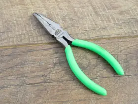 P301958g Mac Tools New 6.5 Inch Green Handle Angled Needle Nose Cutter Pliers P301958 G