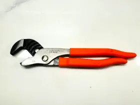 Pgj6b Matco Tools 6 3/4 Inch Groove Joint Pliers