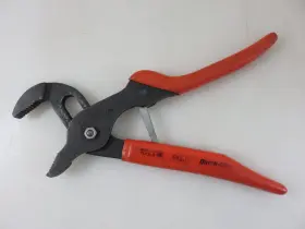 Pqj9 Matco Quick Jaw Adjustable Pliers Wrench 9 Inch Long Made In Usa