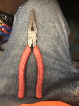 48-22-6101 Milwaukee 8-inch Long Nose Pliers Model