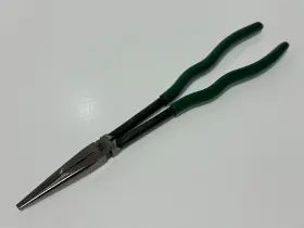 17830 Sk Tools New Usa Extra Long 11 Inch Needle Nose Pliers - Non-slip Green Grip