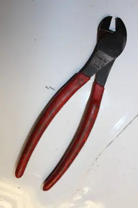 208b Snap-on Tools Angle Nose Battery Terminal Pliers Usa