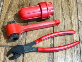208-cp Snap-on 208cp Tools Battery Terminal Cable Service Set Lot Vacuum Pliers Dual Brush