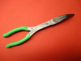 411cfg Snap-on 11 Inch Talon Grip Long Neck 35 Bent Needle Nose Pliers Green 411cf