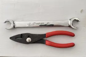 Rxfms1921b Snap-on 47acp Slip Pliers And Wrench Rxfms1921b Snap-on 47acp Slip Pliers And Wrench