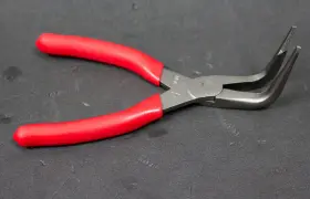 487acf Snap-on 7 Inch 90 Talon Grip Angle Jaw Needle Nose Pliers Dull Finish Handle
