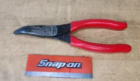 496cf Snap-on - 8 Inch Long Soft Grip 35 Bent Needle Nose Pliers