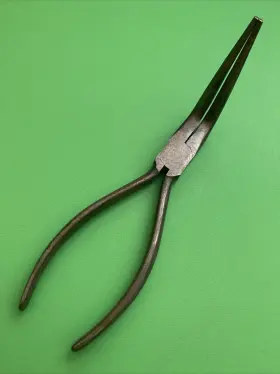 497c Snap-on Professional Hand Tools Usa 6 Inch Long Bent Needle Nose Pliers Model