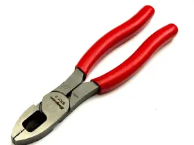 57cf-57cfr Snap-on Tools New 57cf 7 Inch Red Soft Grip Hd Combination Linemans Pliers Usa 57cf-57cfr Snap-on Tools New 57cf 7 Inch Red Soft Grip Hd Combination Linemans Pliers Usa