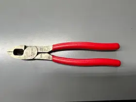 59cf-59cfr Snap-on Tools Usa 9 Inch Red Soft Grip Heavy Duty Combination Lineman Pliers 59cf