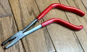 612ep Snap-on Tools Usa 10 Inch Pistol Grip Long Reach Needle Nose Pliers Serrated Red Pin