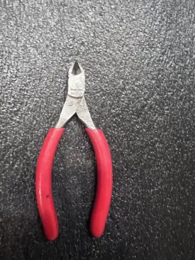 84cf Snap-on Diagonal Wire Cutters Side Cuts Snips Pliers 4.5 Soft Grip Red Usa