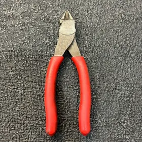 85cf Snap-on Tools 6.5 Inch Power Edge Flush Diagonal Cutters Red Cushion Handles