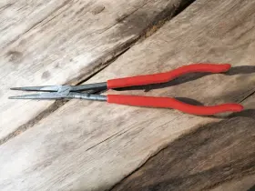 915cr Snap-on 15 Inch Long Neck Needle Nose Pliers Red Handle