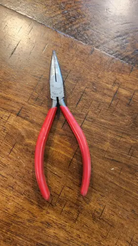 95acr Snap-on Needle Nose Pliers