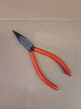95cp Snap-on Tools 6 Inch Needle Nose Pliers Red Handle Usa