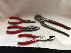 4-peace Snap-on & Bluepoint Cd46-cp And Blue Point Pliers Side Cut Needle Nose Tools Lot