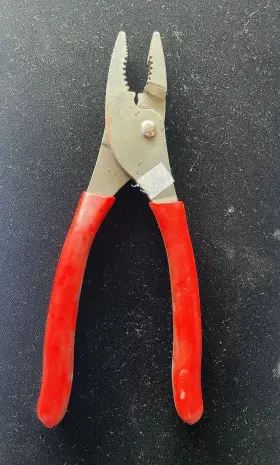 47cf Snap-on Cf47 8.25 Inch Slip Joint Red Talon Grip Pliers Model - Made In Usa