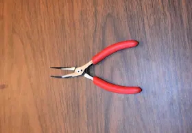 E718bcg Snap-on Like New 5 Inch Curved Electronics Needle Nose Plier