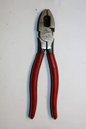 57hlp Snap-on Hlp57 Tools 7 Inch Lineman Combination Pliers Soft Grip Usa