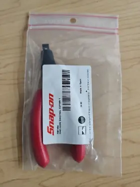 P88145a Snap-on Tools 4-1/2 Inch Red Soft Grip Precision Diagonal Cutting Pliers