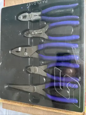 Pl500gsdp Snap-on 5 Piece Pliers Set. Pl500gsdp. New In Tray. Never Used. Deep Purple