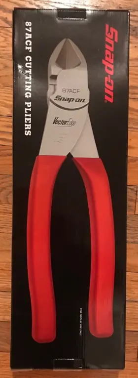 Spp1503-o Snap-on 24 Inch Long Display Collectible Tools Cutting Pliers Wall Mount Red