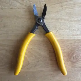 102589 Swanstrom Tools 6 Inch Gate Cutters Cutting Pliers Yellow Made In Usa