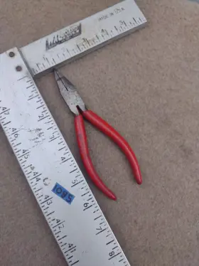 R2291 Utica Vintage Usa Needle Long Nose Pliers Thin Precision Rubber Grips Tool
