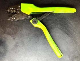 Iso9001 Volvo Crimping Tool Made In Sweden