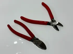 Wiha 32613 Tools 2pc Precision Soft Grip Diagonal Cutters Pliers Set Lot